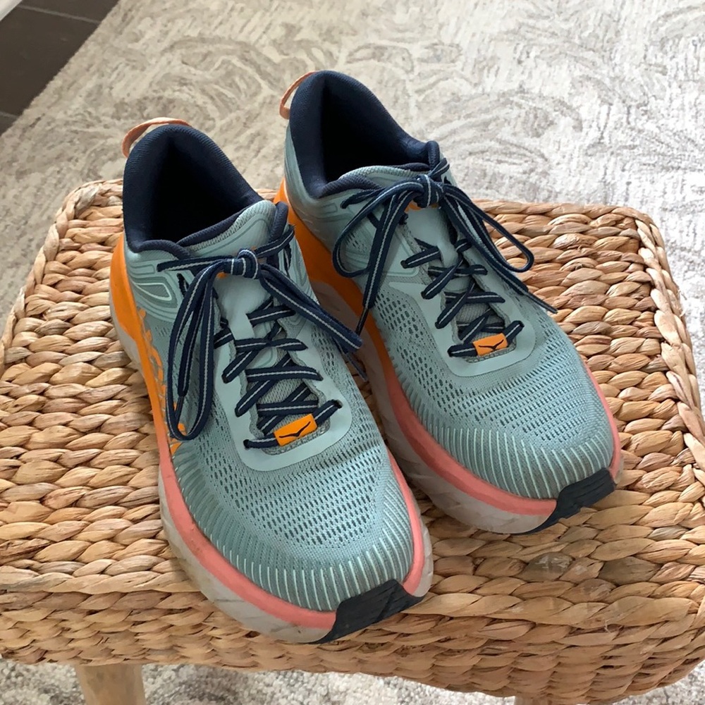 Size 9 Hoka One One Bondi 7